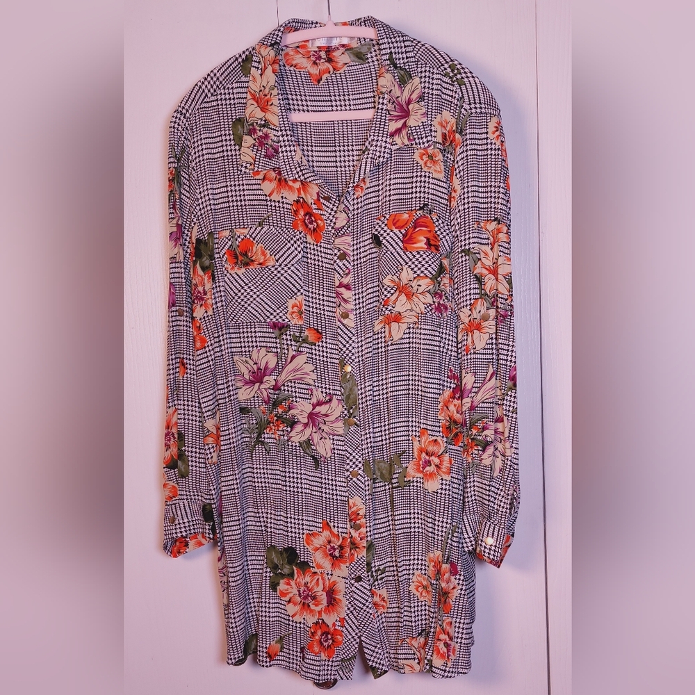 Solitaire Stripe Floral Button Front Tunic Blouse Size 3X Black White Collar - Picture 1 of 11